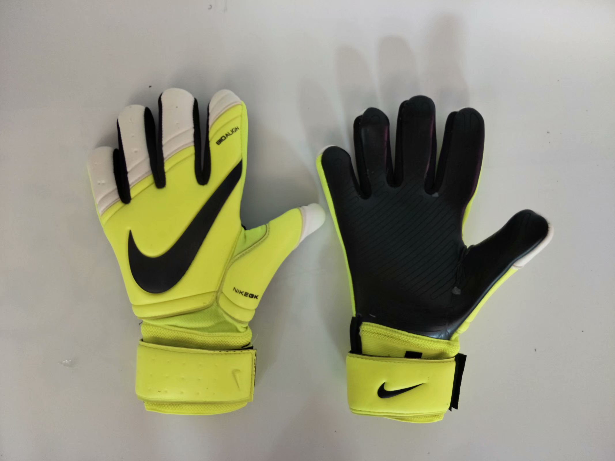 Soccer Gloves-18